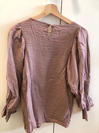 Blusa manga 3/4 con volante