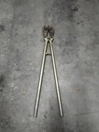 Cizalla cortacadenas profesional