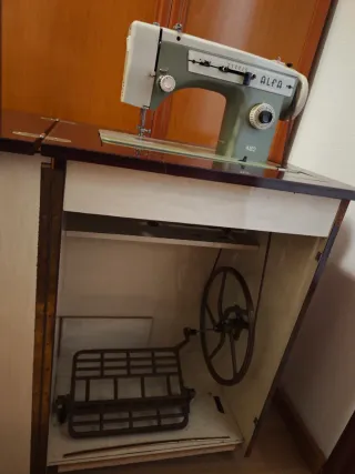 Máquina de coser Alfa 482