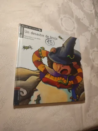 Un desastre de bruja (Spanish Edition)