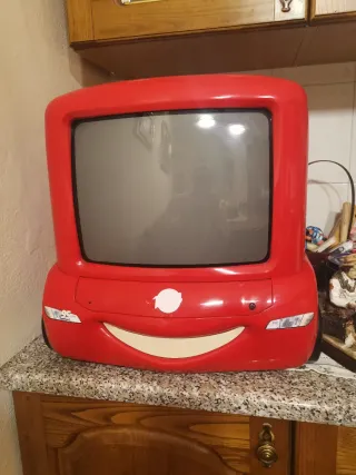 TV Cars con lettore DVD