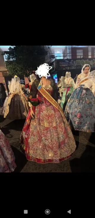 Traje de Fallera