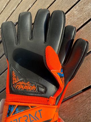 Guantes Reusch Attrakt silver NC fútbol. NUEVOS.T9