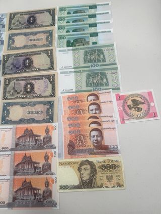 Lote 39 Billetes Mundo