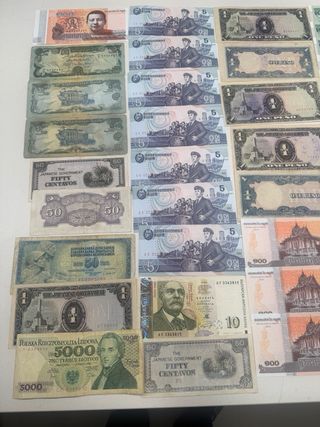 Lote 39 Billetes Mundo