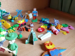 498. Lote Figuras Kinder Sorpresa años 90