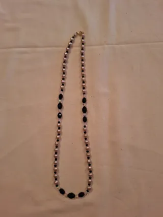 Collar perlas y azabache con cristal