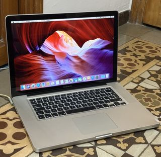 Macbook Pro 15" A1286 (2010)-- OFERTA -LEED