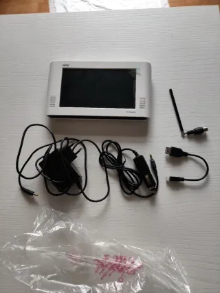 TV Portátil NPG PTF 700ACB TDT DVB-T 7