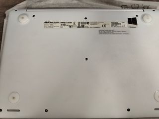 Portátil Asus VivoBook E203N 11.6" N3350 2GB/32GB