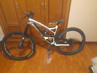 Bici CAPRA Talla M doble suspensión trail/ enduro