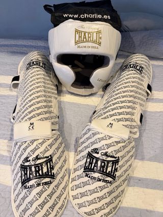 Casco Kick Boxing Leviathan Blanco