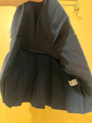 Falda azul marino Zara