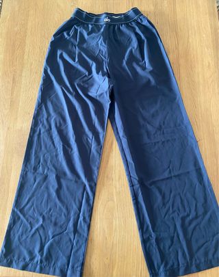 Alo Yoga Pantalones de chándal azules