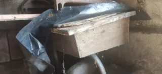 Pupitre antiguo madera y metal