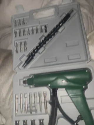 Kit Reparación Neumáticos Coche