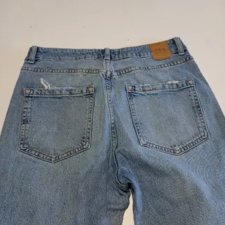 Pantalón vaquero ZARA