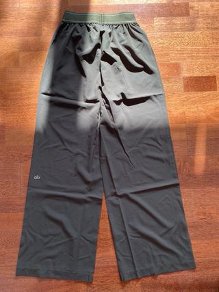 Pantalones Alo Yoga Verde Oliva