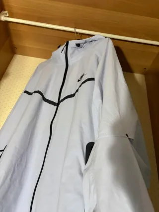 Giacca leggera Nike viola