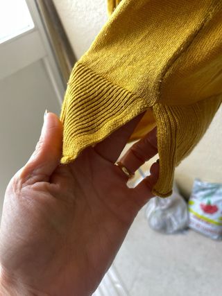 Chaleco amarillo de punto