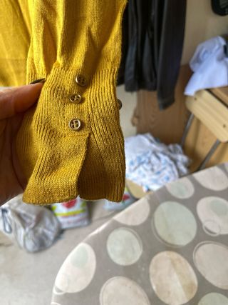 Chaleco amarillo de punto