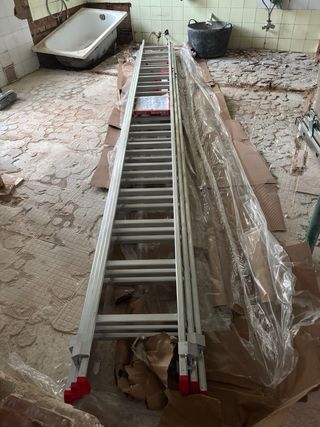 Escalera aluminio profesional 3x15 A ESTRENAR