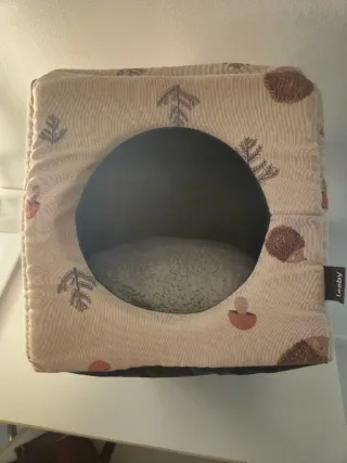 Cama para gato sin usar