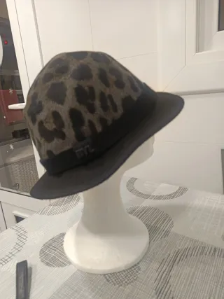 Sombrero BYL estampado leopardo