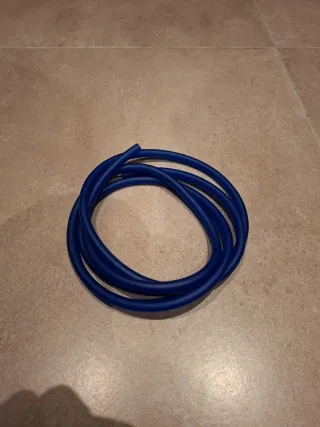 Manguera gasolina azul