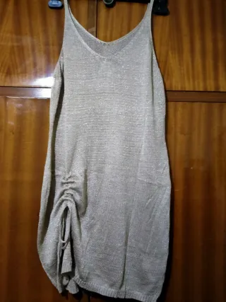 Vestido dorado tejido sin estrenar