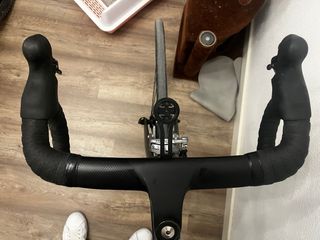 Bicicleta de carretera de carbono