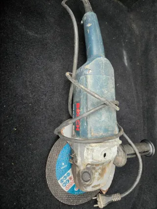 Radial Bosch GWS 20-230 H