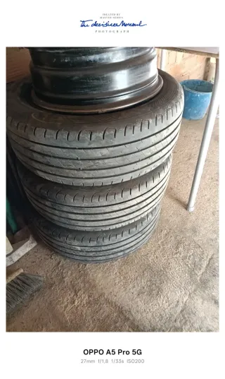 3 Neumáticos y 4 Llantas