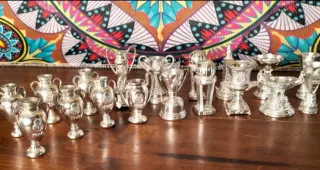 18 Mini Copas Real Madrid Exposición