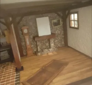 Casa de muñecas rústica de madera