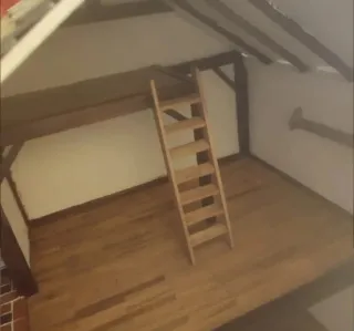 Casa de muñecas rústica de madera