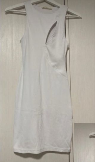 Vestido blanco con corte