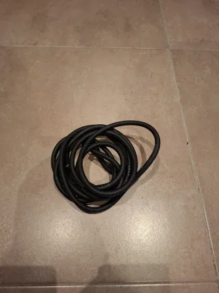 Manguera gasolina negra