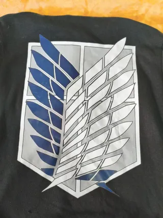 Sudadera Ataque a los Titanes Negra