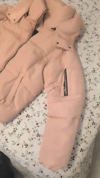 Abrigo rosa palo acolchado mujer