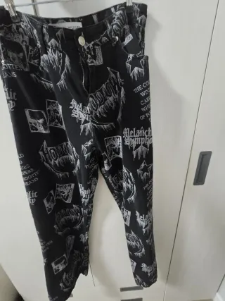 Pantalones Bershka estampados talla M
