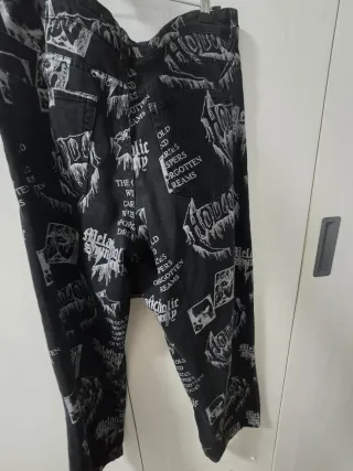 Pantalones Bershka estampados talla M