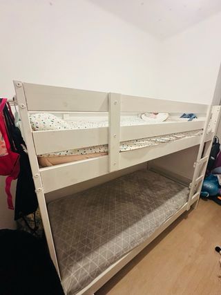 Litera infantil blanca