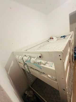 Litera infantil blanca