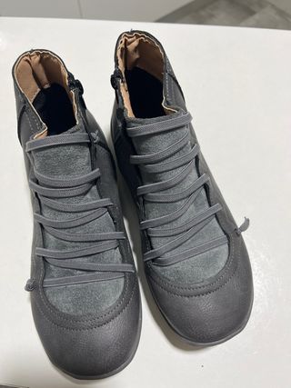 Botines grises mujer