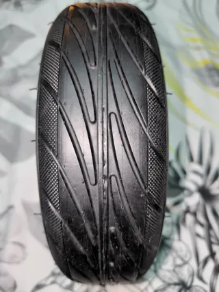 Neumático TUBELESS Patinete PARA XIAOMI Y OTROS