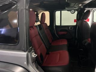 Jeep Wrangler UNLIMITED SPORT S