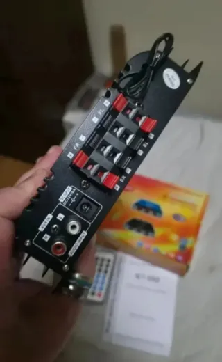 Amplificador BT988 Bluetooth 1600W 4 Canales