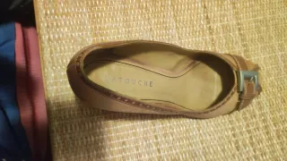 Zapatos de tacón LATOUCHE beige y marrón