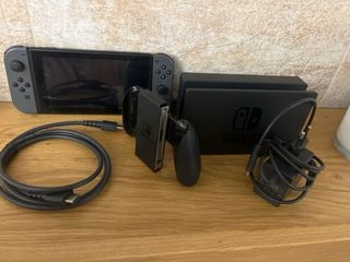 Nintendo Switch Gris